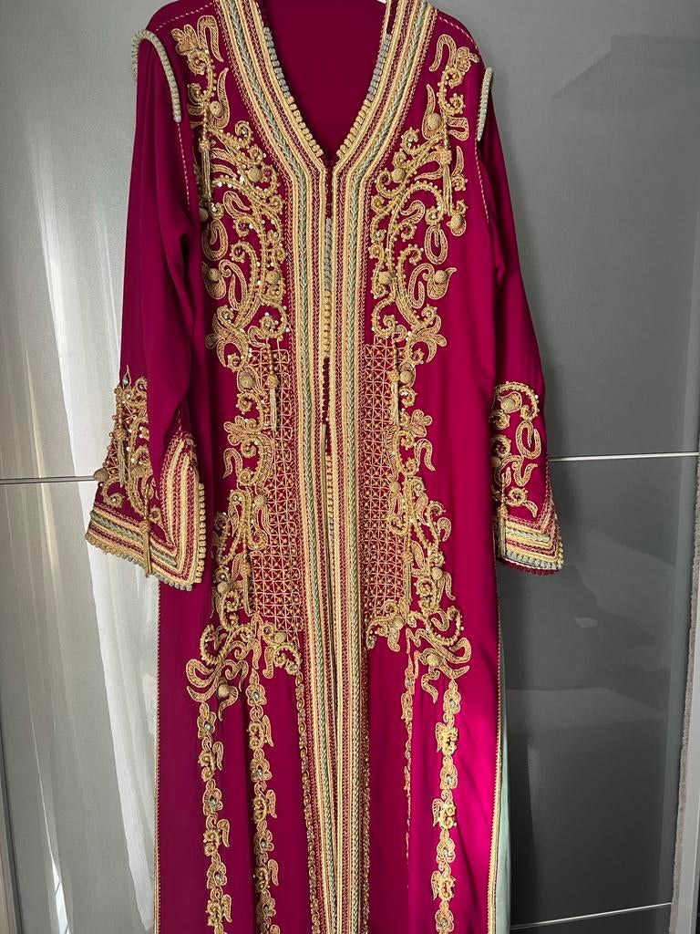 Prachtige Takchita - Feestelijke Marokkaanse Jurk, Maat 38/40 (M), Overige typen, Ophalen of Verzenden, Zo goed als nieuw