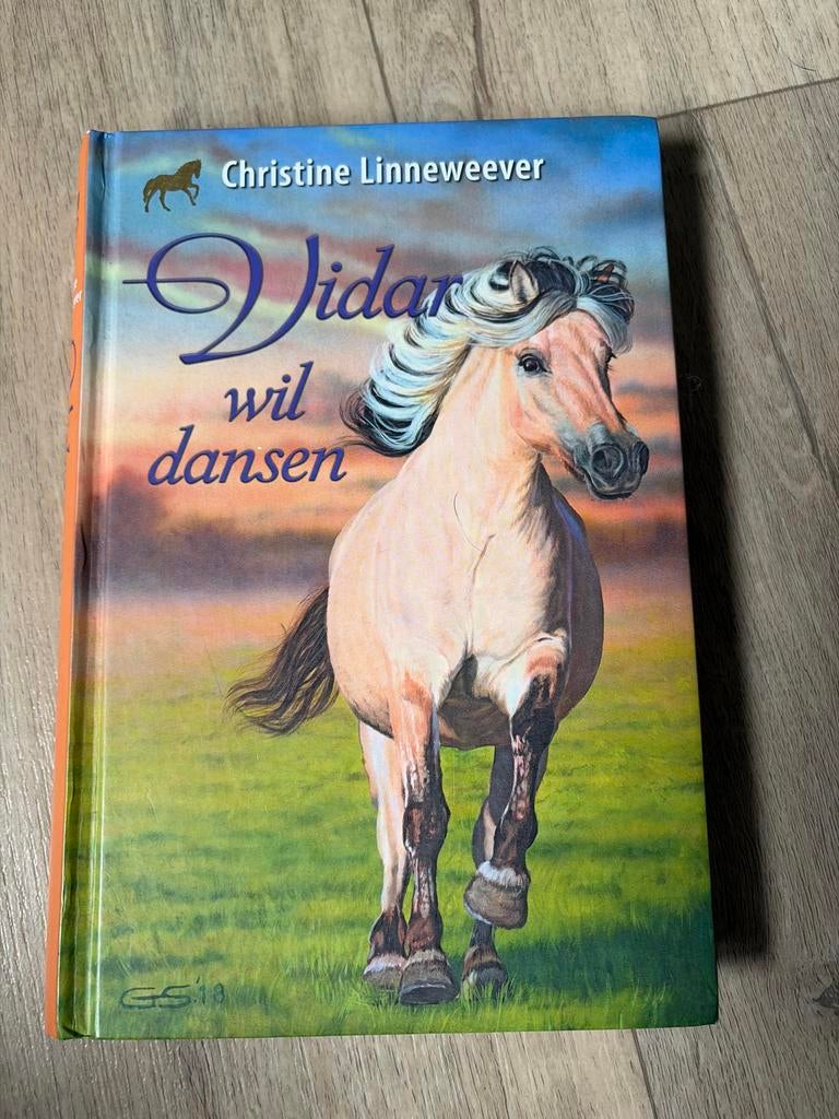 Boek: Vidar wil dansen - Christine Linneweever (paardenboek), Ophalen, Zo goed als nieuw, Fictie algemeen