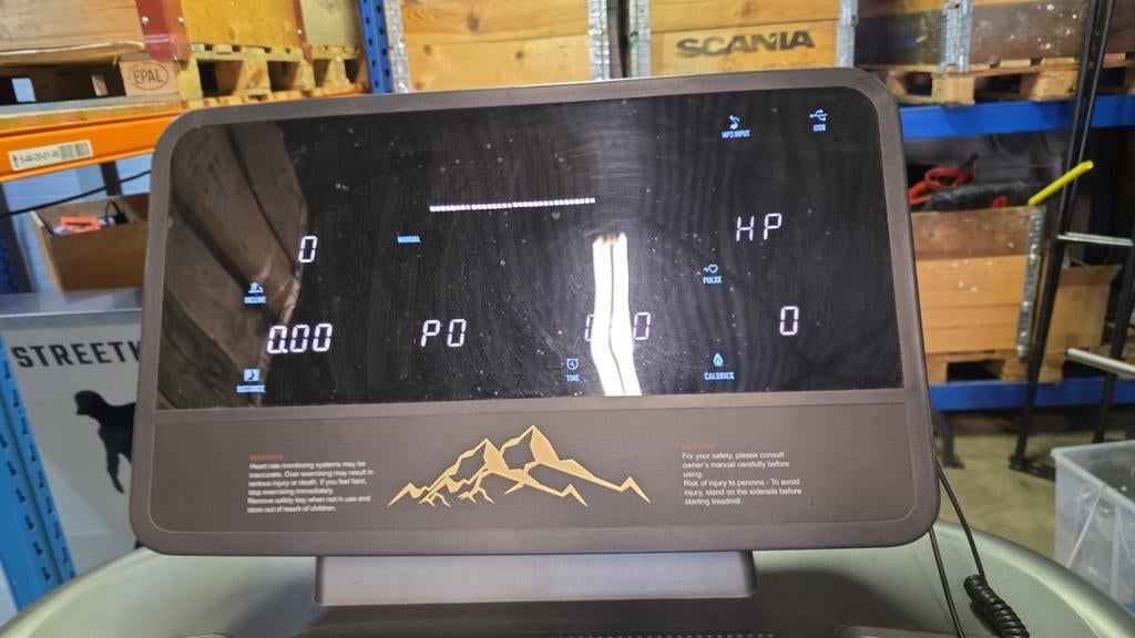 Loopband met hartslagmeter, calorieënteller en bergstanden, Kunststof, Ophalen of Verzenden, Zo goed als nieuw, Loopband