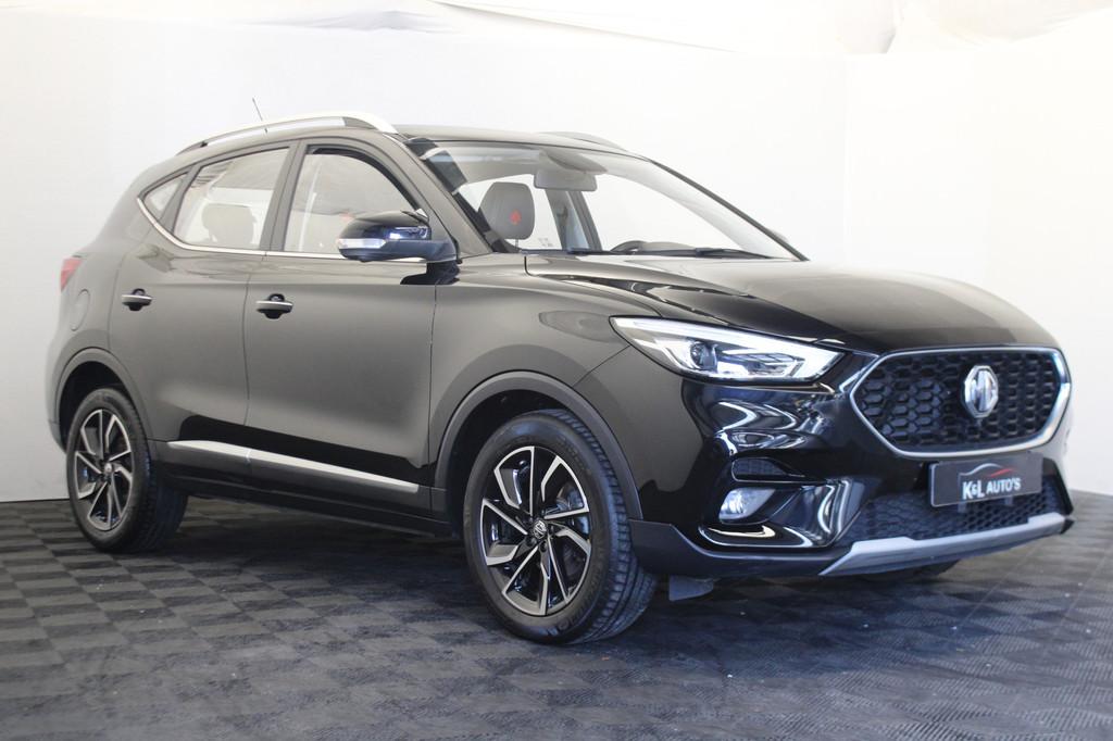 MG ZS 1.5 Luxury (bj 2022), 4 cilinders, ZS, Zwart, Leder