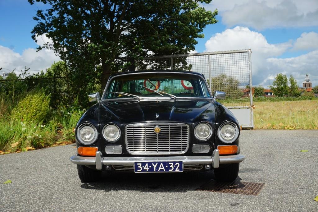 Jaguar XJ 4.2 Automaat, Auto's, Automaat, Gebruikt, Zwart, Bedrijf