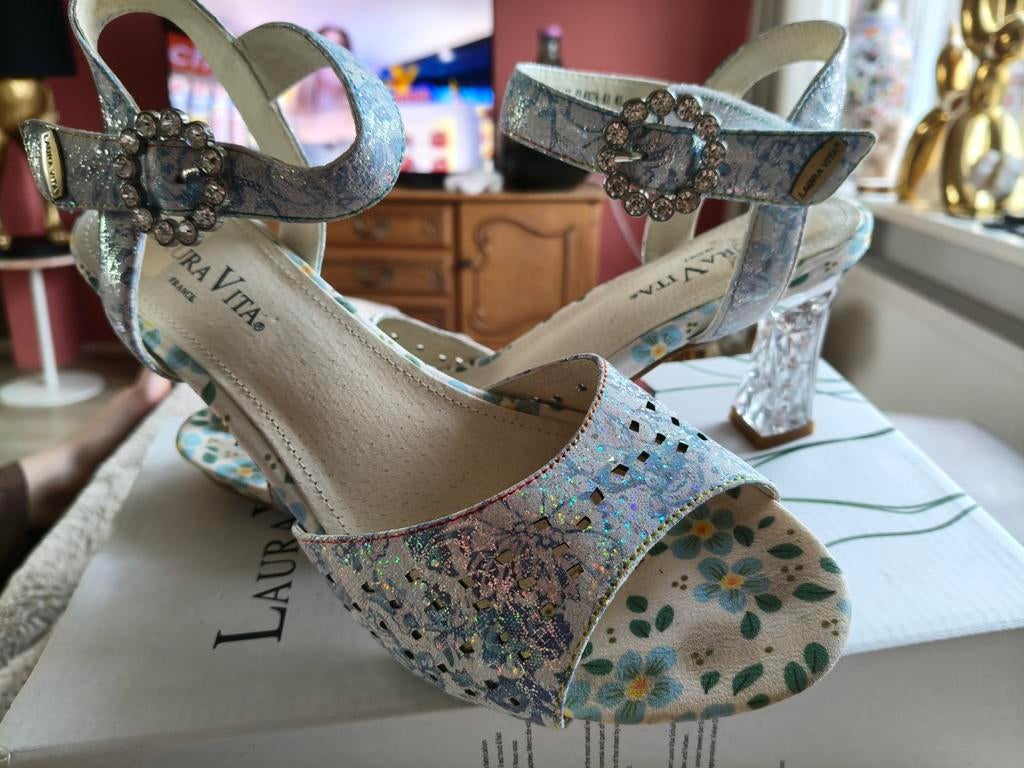 Laura Vita pumps, maat 41, Kleding | Dames, Ophalen of Verzenden