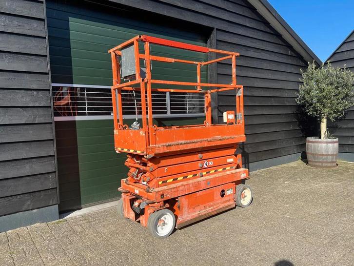 Skyjack 3219 schaarlift / schaarhoogwerker (bj 2016), Zakelijke goederen, Machines en Bouw | Liften, Steigers en Ladders