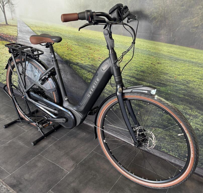 Gazelle Grenoble C8 NIEUW – €800 korting – NU €2799 | OP=OP, Koninklijke Gazelle N.V., Wilhelminaweg 8 6951 BP Dieren Nederland