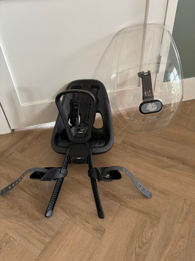 Thule Yepp Nexxt Mini kinderstoeltje, Ophalen, Gebruikt, Voetsteuntjes, Voorzitje