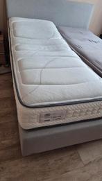 Avek elektrisch verstelbare boxspring met Simmons matrassen, Huis en Inrichting, Ophalen, Tweepersoons, Zo goed als nieuw, 200 cm