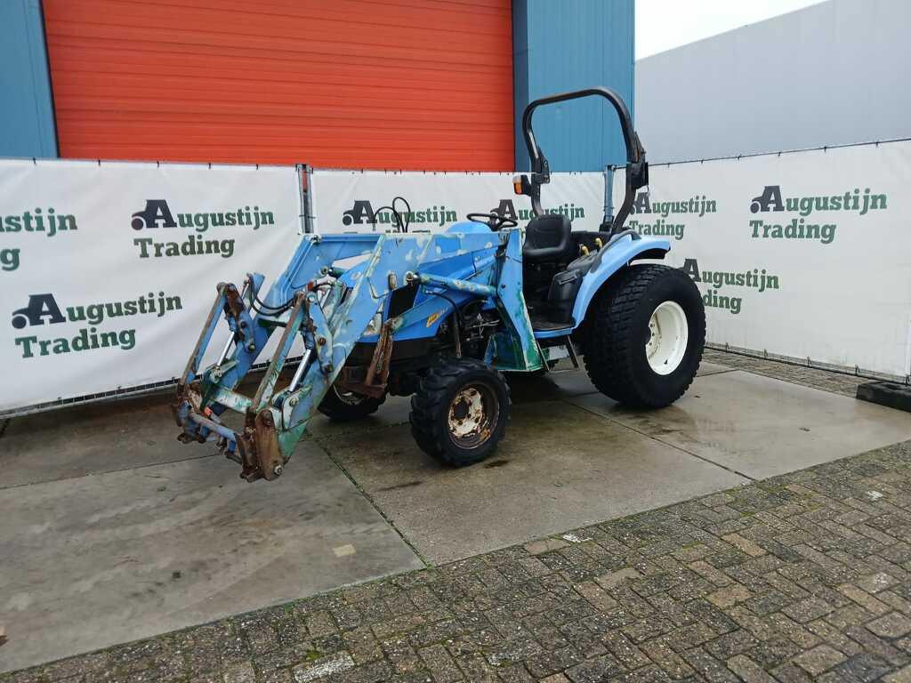 New Holland compacttrekker, Lungo Stura Lazio 19
10156  Turin, IT, Tot 2500, Cnh.italia@pec.cnhind.com, CNH Indust