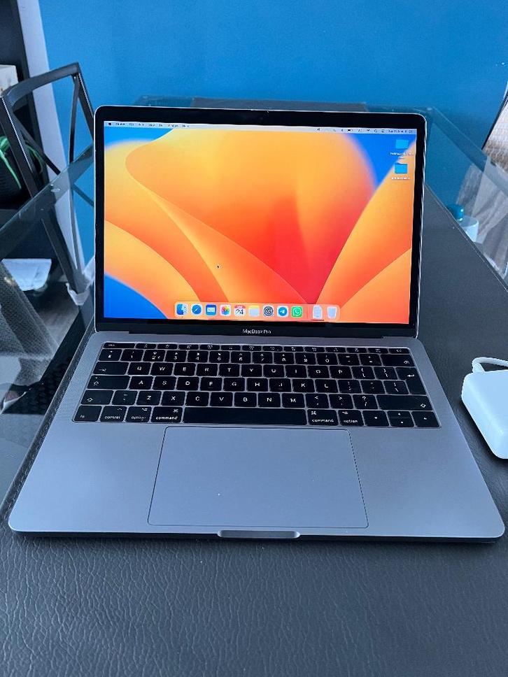 MacBook Pro 13" 2017, Computers en Software, Apple Macbooks, Gebruikt, MacBook Pro, 13 inch, 2 tot 3 Ghz, 256 GB, 8 GB, Qwerty
