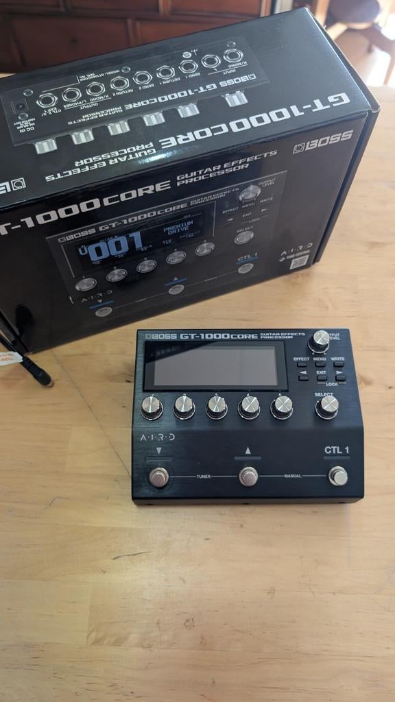 Boss GT-1000 Core met doos en adapter, Muziek en Instrumenten, Effecten, Ophalen of Verzenden, Gebruikt, Multi-effect