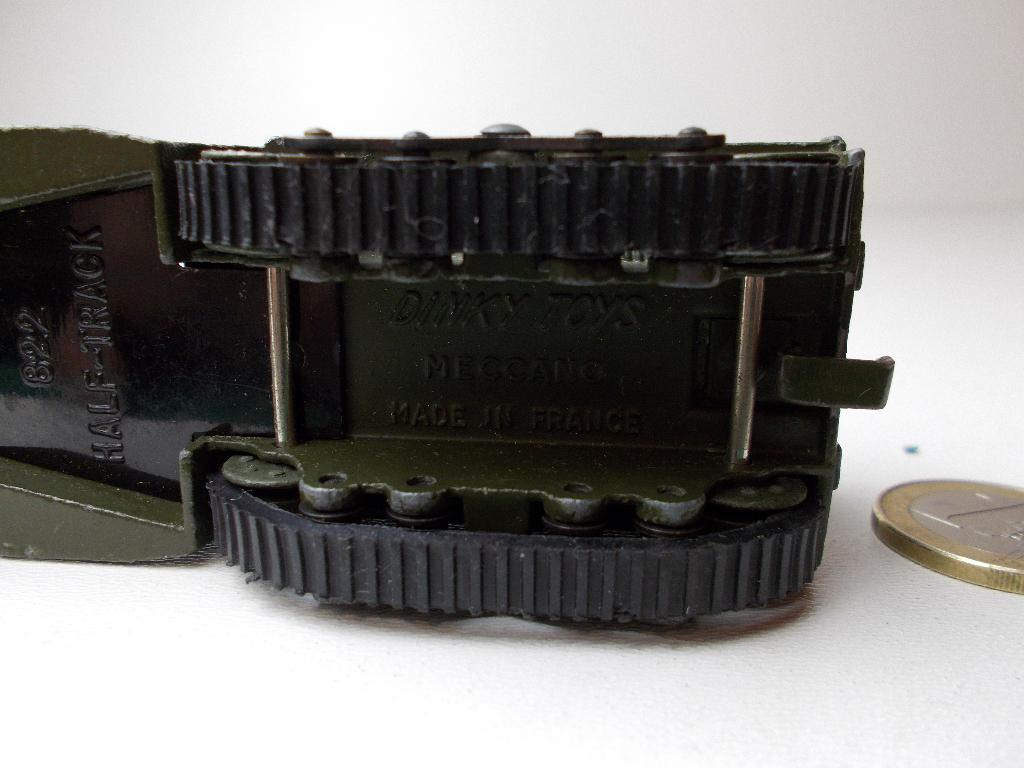 1960 Dinky Toys 882 HALF TRACK M-3 + RUPSBANDEN! (-N-), Ophalen of Verzenden, Gebruikt, Bus of Vrachtwagen, Dinky Toys