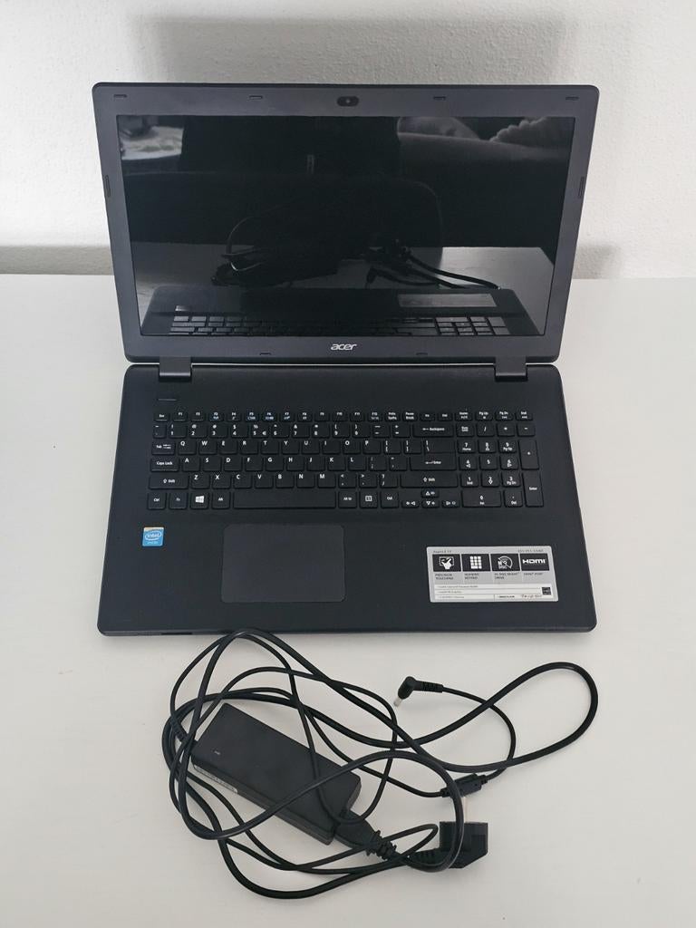 Acer Aspire E 17 ES1-711-C5WC
Laptop, ACER, Met videokaart, 2 tot 3 Ghz, Intel