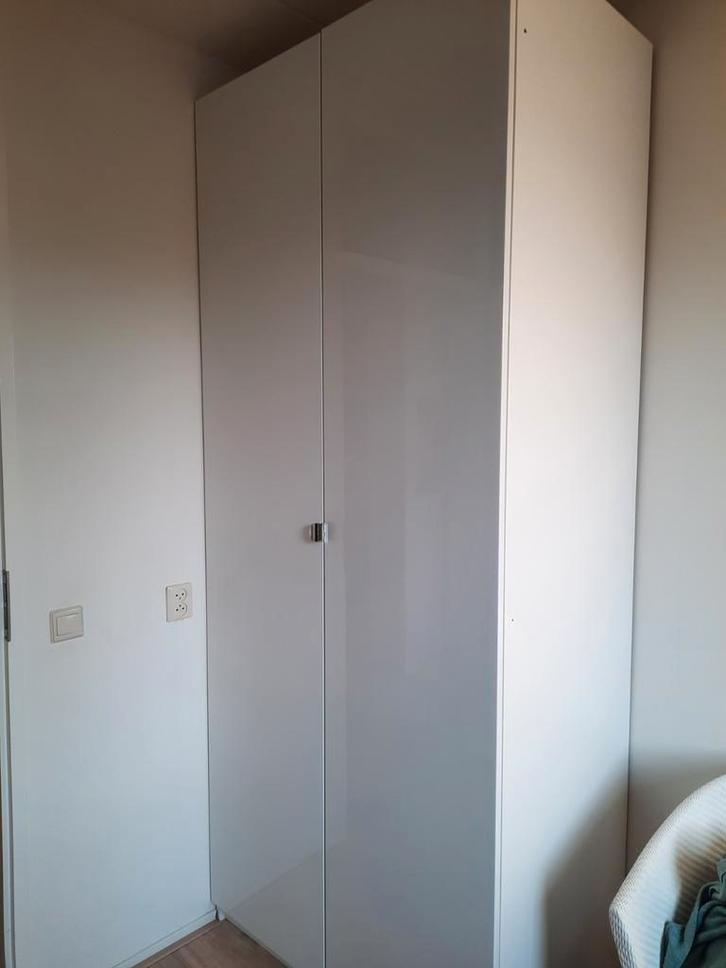 IKEA PAX: 2 Hoogglans Deuren, 4 Planken en Kledingro, Huis en Inrichting, Kasten | Kledingkasten, Gebruikt, 200 cm of meer, 50 tot 100 cm
