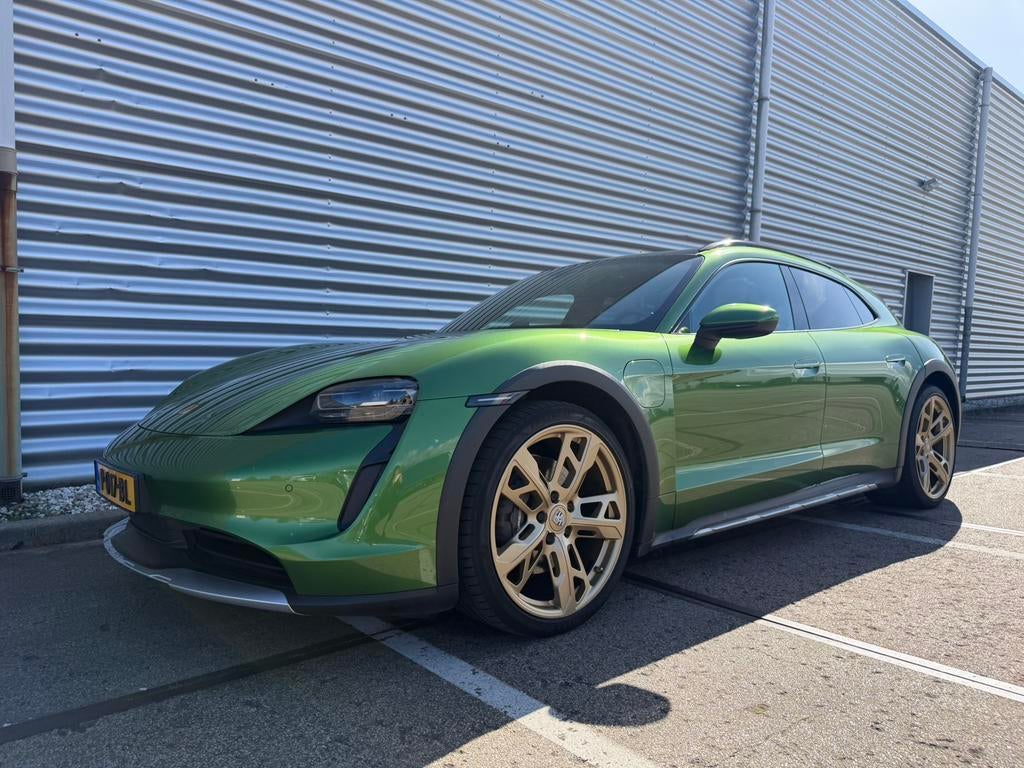 Porsche Taycan Cross Turismo 93 KWH 490pk 2022 Mamba Groen, Auto's, Porsche, Automaat, 2220 kg, 190 pk, 110 €/maand