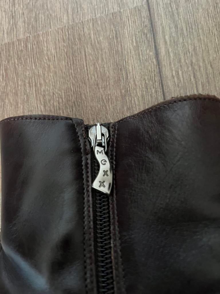Dameslaarsjes donkerbruin mt. 38 merk Mexx, Kleding | Dames, Schoenen, Bruin, Lage of Enkellaarzen, Ophalen of Verzenden, Gedragen