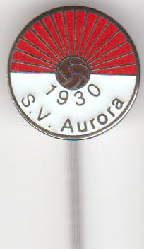 Sv Aurora 1930 emaille amateur voetbal speld. vintage, Verzamelen, Verzenden, Zo goed als nieuw, Sport