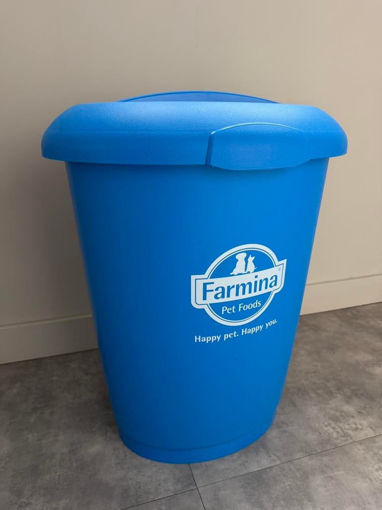 Grote voercontainer, Dieren en Toebehoren, Ophalen, Hond