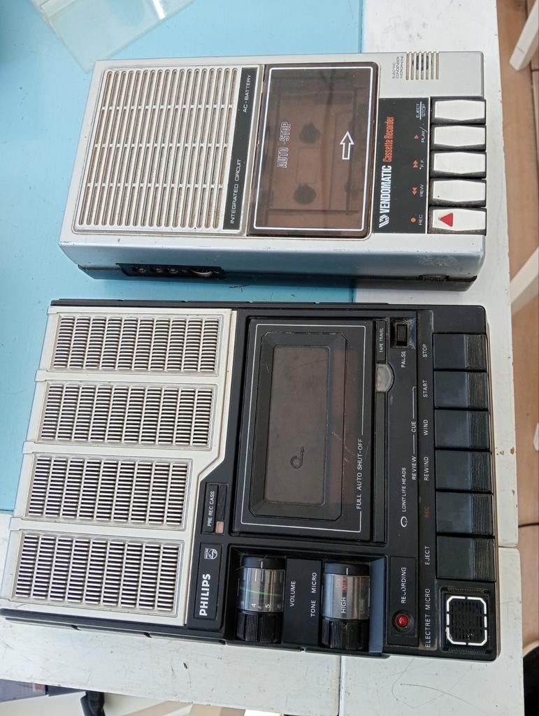 Philips N2213 en vendomatic vintage cass. recorders defect., Audio, Tv en Foto, Cassettedecks, Ophalen of Verzenden, Philips