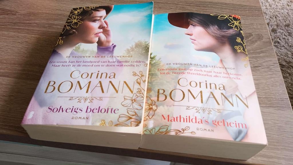 Twee romans van Corina.Bomann., Corina Bomann, Nederland, Ophalen, Gelezen