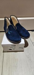 Pantoffels maat 41 met schapenwol, Blauw, Nieuw, Ophalen of Verzenden, Pantoffels of Sloffen