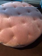 Roze poef met knopen, Rond, Minder dan 50 cm, Ophalen of Verzenden, Zo goed als nieuw