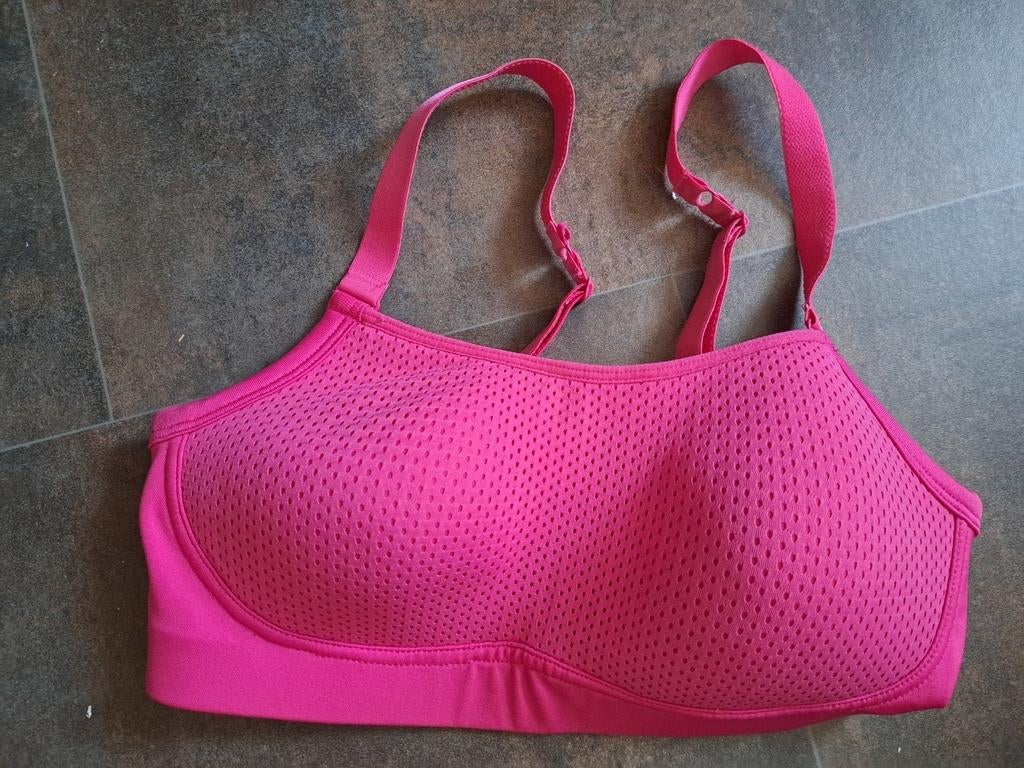 Nieuw Shamp roze voorgevormde sport bh maat 75C, Kleding | Dames, Nieuw, Ophalen of Verzenden, Fitness of Aerobics, Roze