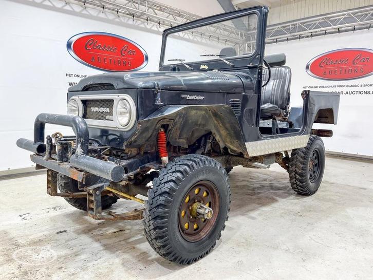 Toyota LANDCRUISER BJ40  - ONLINE AUCTION, Auto's, Oldtimers, Bedrijf, Toyota, Diesel, Handgeschakeld, Zwart