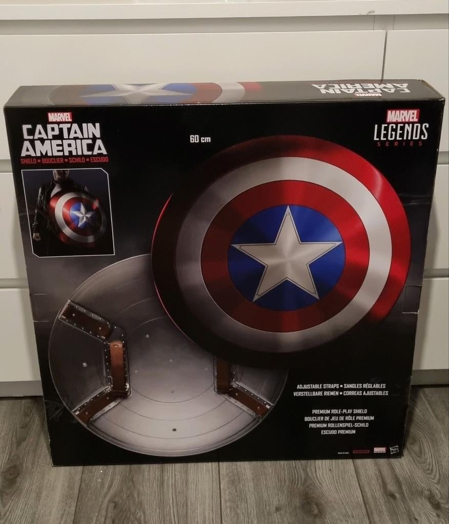 Captain America cosplay schild Marvel Legends 60cm, Ophalen, Gebruikt