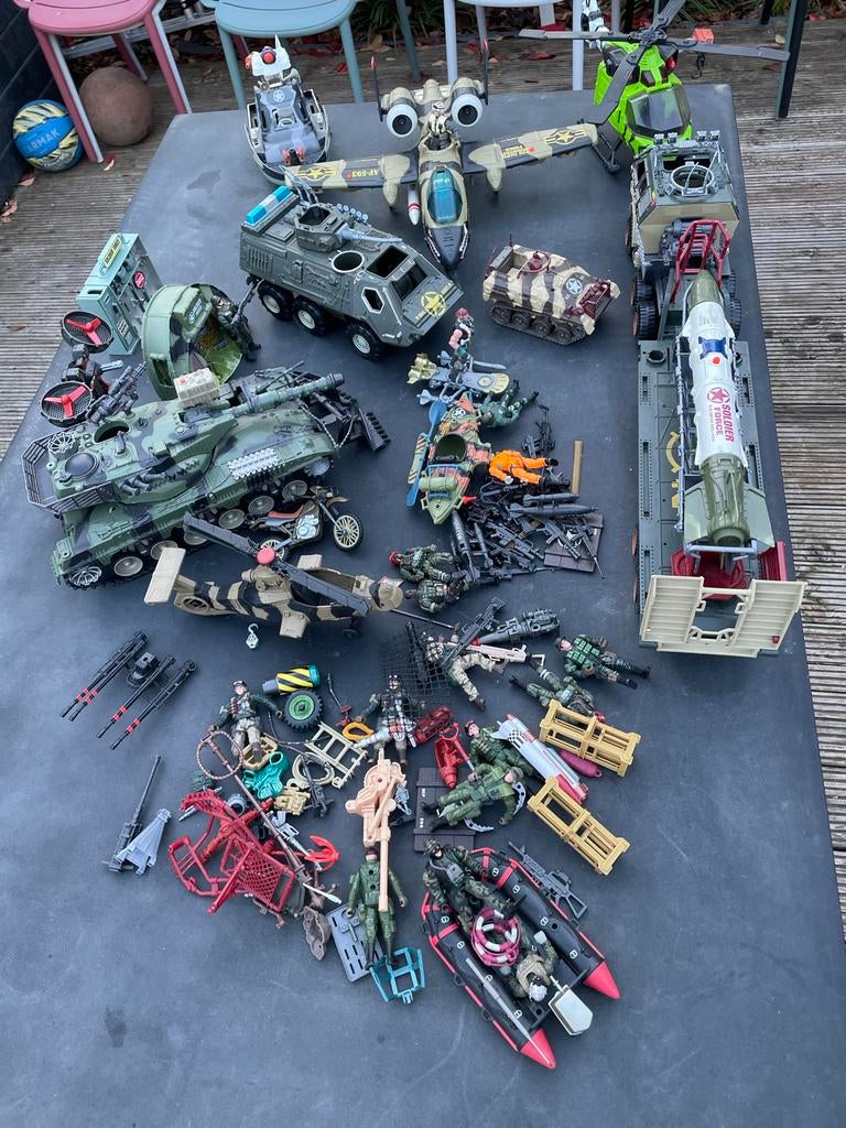 Grote partij Soldier Force speelgoed met voertuigen en figur, Ophalen, Gebruikt, Jongen