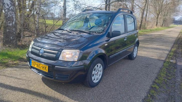 2 panda's voor de prijs van 1. Nieuwe apk, Auto's, Fiat, Bedrijf, Panda, Airbags, Centrale vergrendeling, Elektrische ramen, Metallic lak