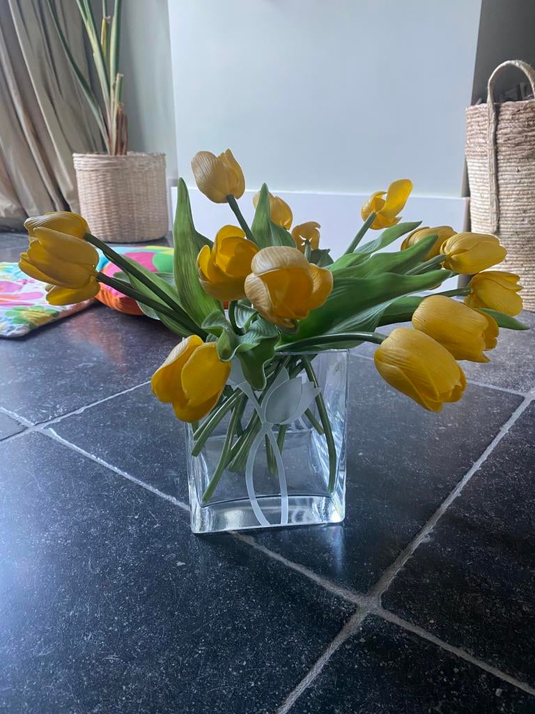 Bos gele nep tulpen, Ophalen of Verzenden, Zo goed als nieuw