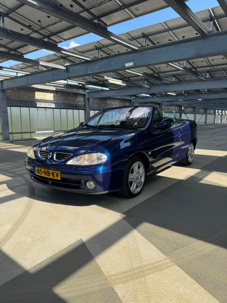 Renault Mégane 1.6 Cabriolet 2001 *Airco*APK*Onderhouden*, Voorwielaandrijving, 4 cilinders, Cabriolet, 49 €/maand