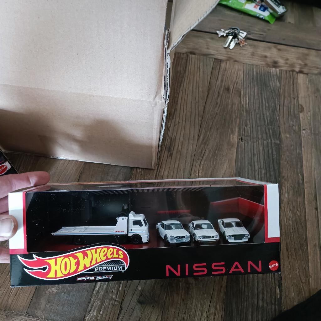 Hot Wheels Premium Diorama Garage Set NISSAN Skyline, Hobby en Vrije tijd, Ophalen of Verzenden, Nieuw, Auto
