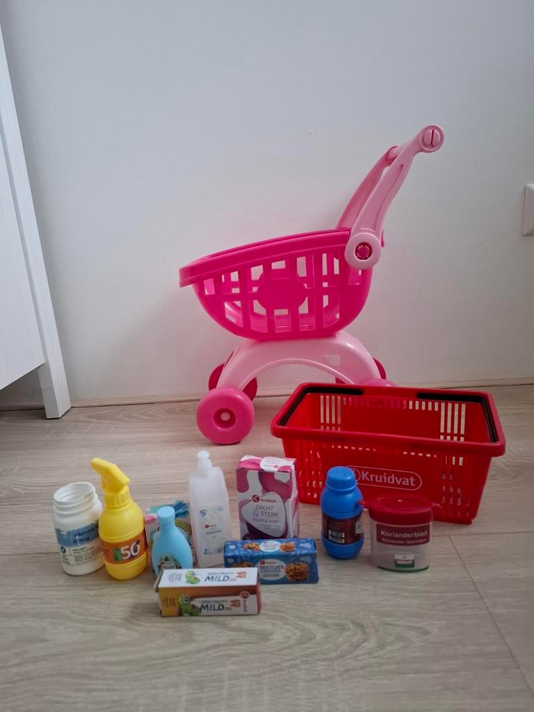 Boodschappenkarretje en mandje met boodschappen, Ophalen of Verzenden, Gebruikt, Jongen of Meisje