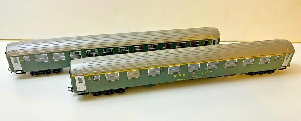 GEZOCHT: Liliput H0 rijtuigen SBB L388114 en L388234, Ophalen of Verzenden