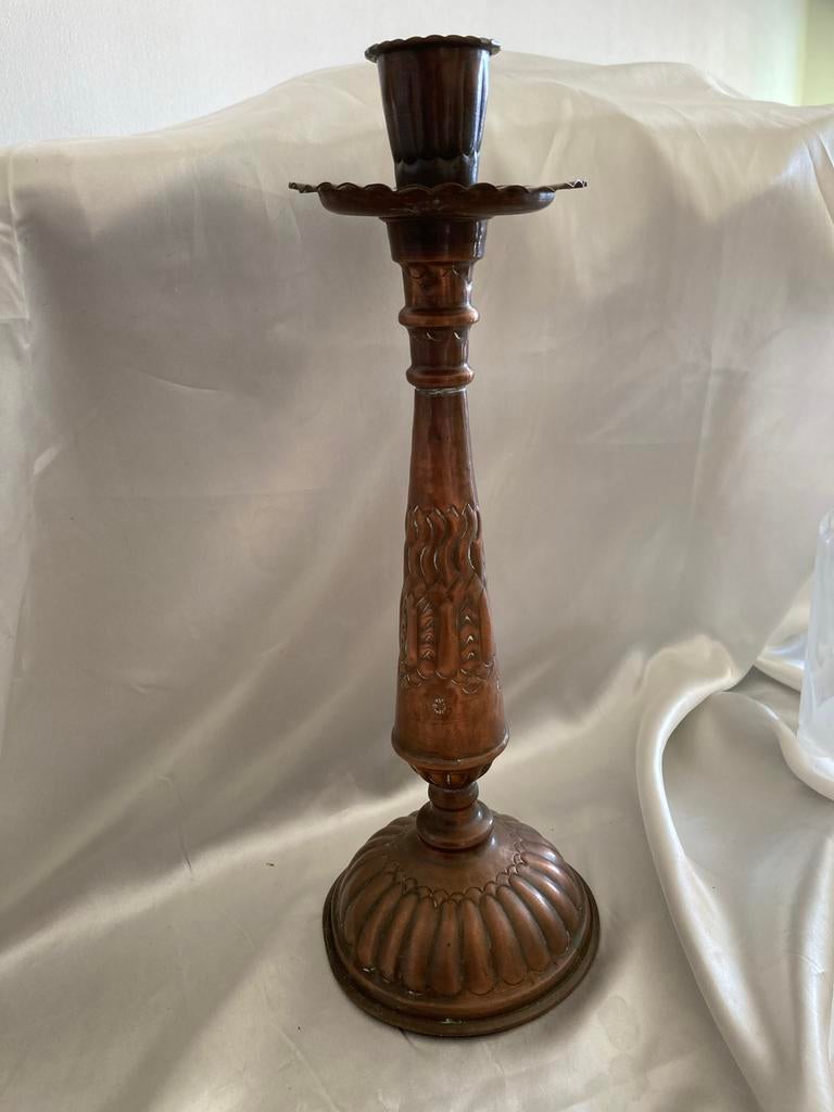 Gehamerde Koperen Kandelaar Jaren 30, Antiek en Kunst, Antiek | Kandelaars, Ophalen of Verzenden, Koper of Brons