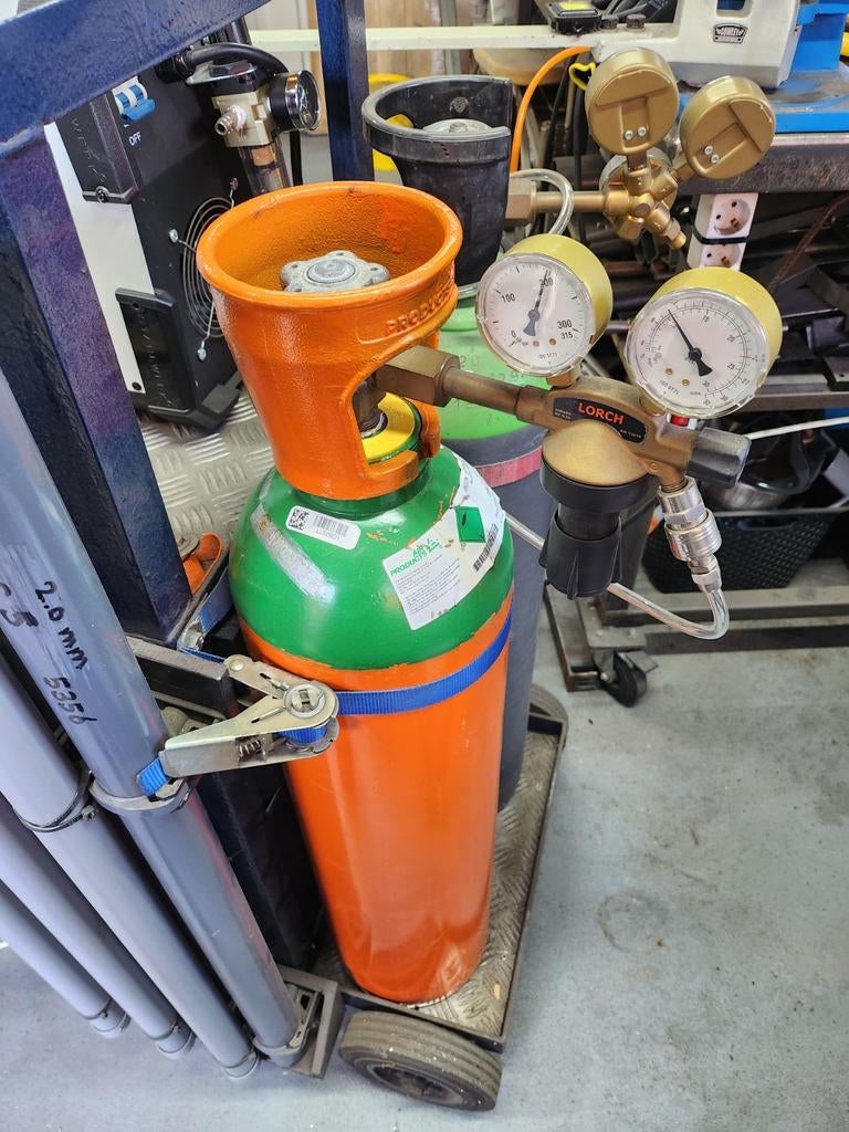 Argon fles 20L vol met reduceer van Lorch, Ophalen