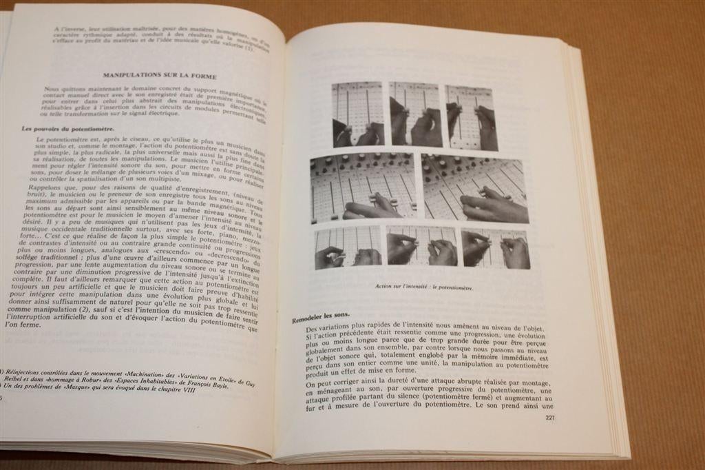 Elektro-akoestische Muziek — Theorie en Ontwikkeling 1976 FR, Ophalen of Verzenden, Gelezen, Artiest