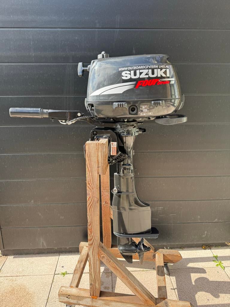 Suzuki 6 pk 4 takt buitenboordmotor, Watersport en Boten, Buiten- en Binnenboordmotoren, Gebruikt, 5 tot 10 pk, Viertaktmotor