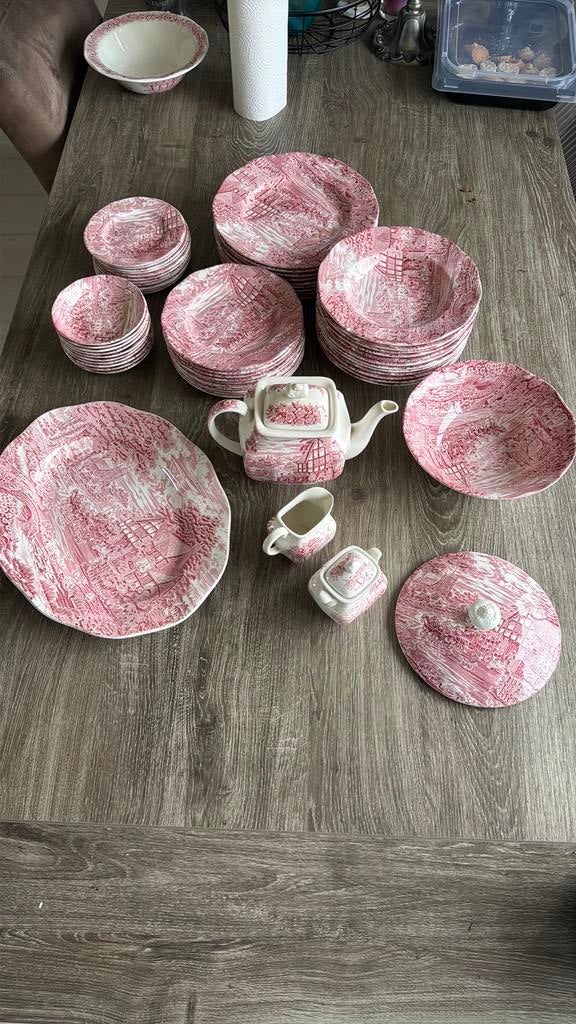 Servies dickens made in england, Ophalen of Verzenden