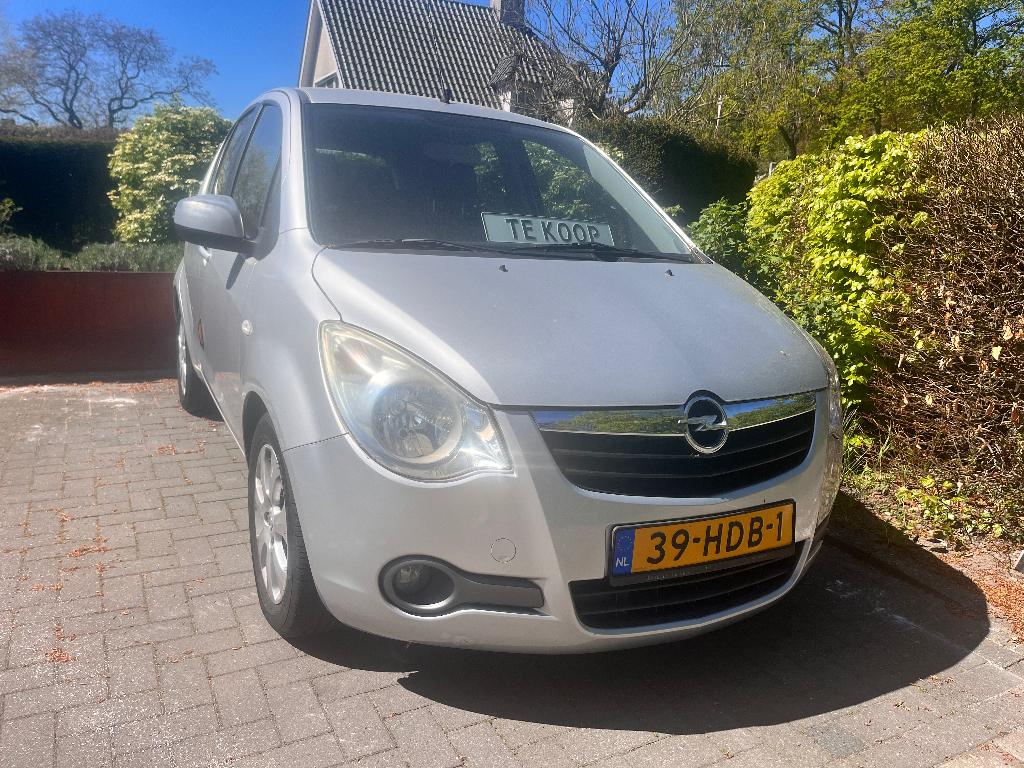 Opel Agila 1.2 16V AUTOMAAT 1e eigenaar slechts 39K., Auto's, Stof, 40 €/maand, 4 cilinders, Origineel Nederlands