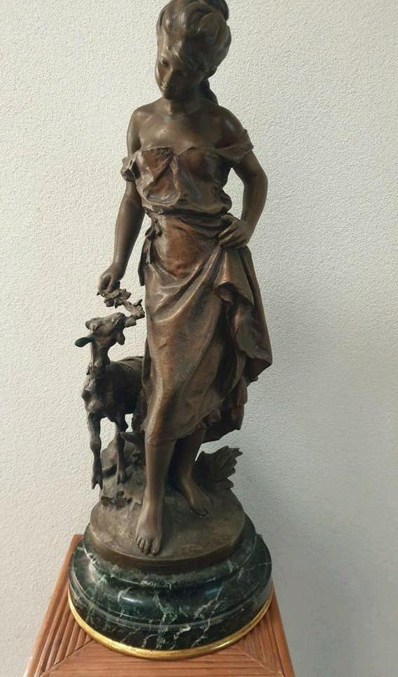 Antiek beeld Favorite van Mathurin Moreau, Antiek en Kunst, Ophalen