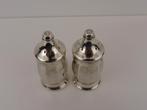 2 zilveren strooiers                                    Z226, Ophalen of Verzenden, Zilver