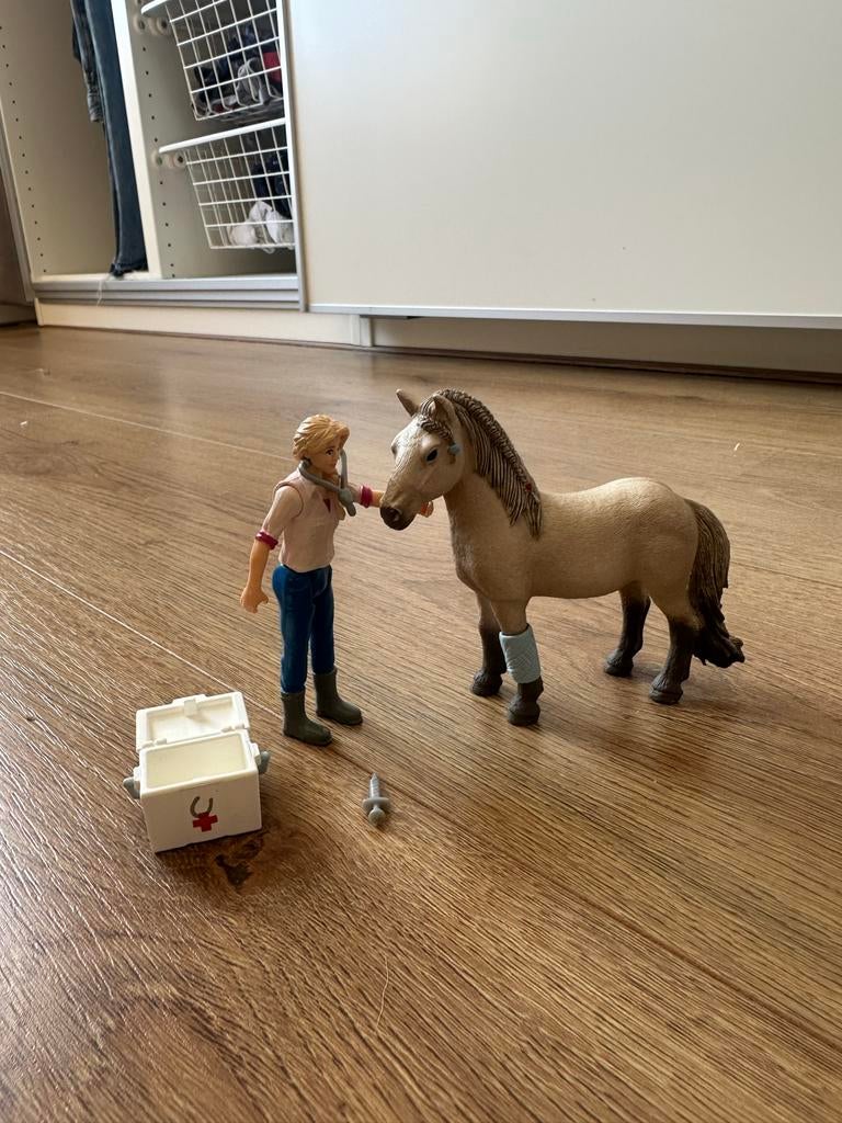 Schleich Doktor Paard Set, Ophalen of Verzenden, Zo goed als nieuw, Overige typen
