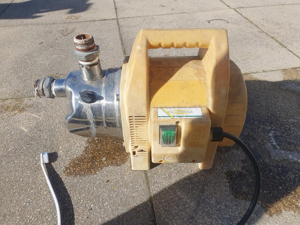 Waterpomp gebruikt loopt goed, Ophalen of Verzenden, Gebruikt
