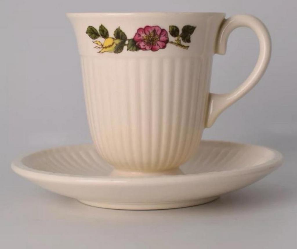 1x Briar Rose Wedgwood kop en schotel, Ophalen of Verzenden