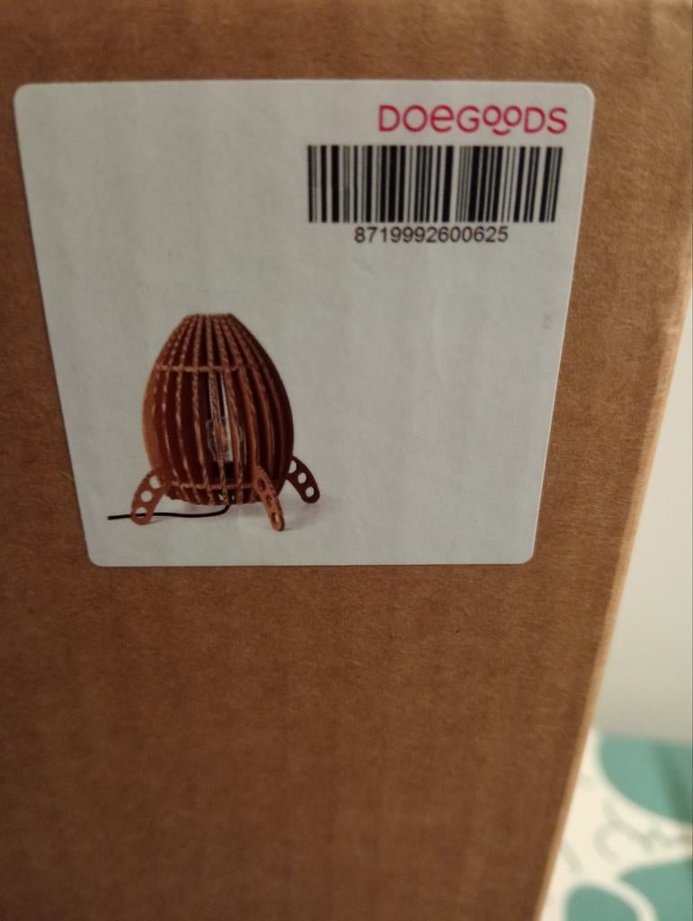 DoeGoods Kartonnen Tafellamp - Uniek Design, Overige materialen, Modern, Uniek, Duurzaam, Nieuw, Ophalen of Verzenden