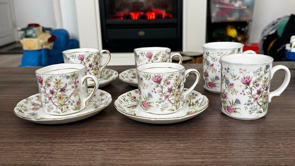 Thee/koffieservies Balmoral Castle - 10 stuks, Gebruikt, Ophalen of Verzenden, Overige stijlen, Kop(pen) en/of Schotel(s)