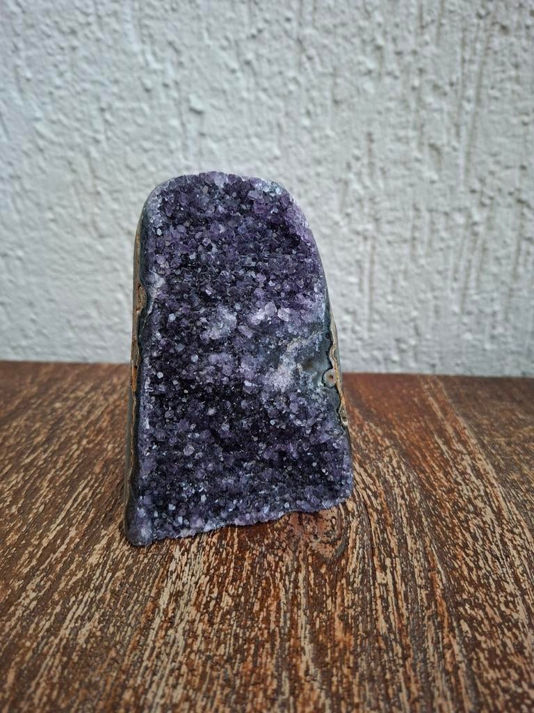 Amethist op standvlak, Ophalen