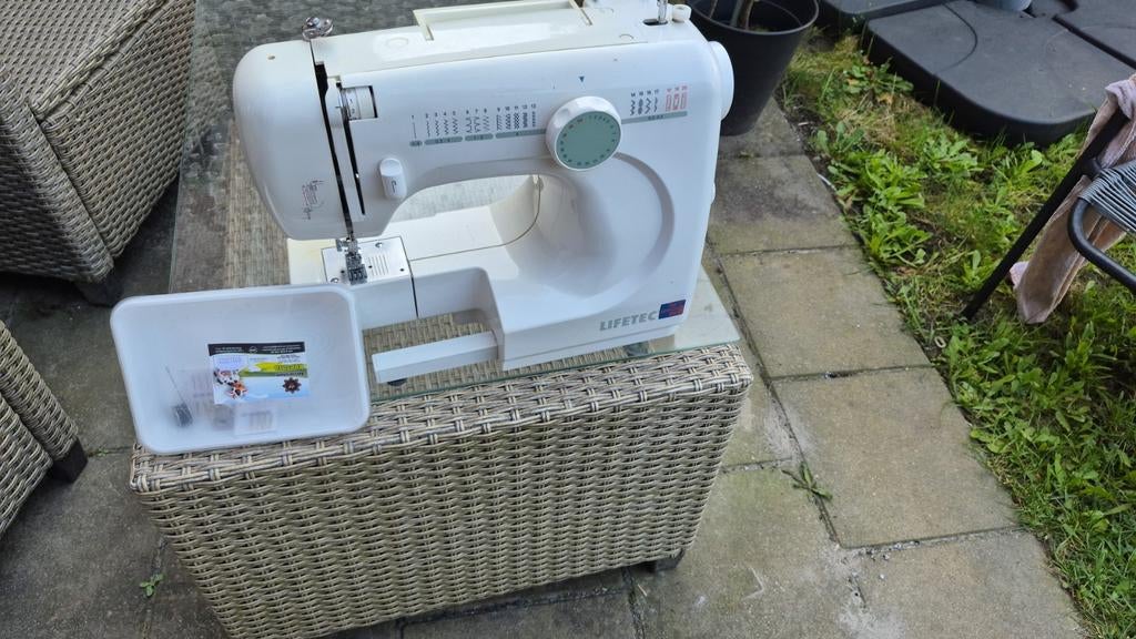 Lifetec Naaimachine - Gebruikt maar functioneel, Ophalen