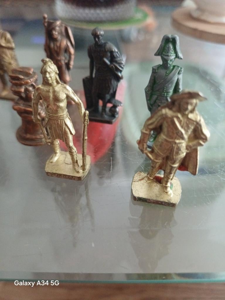 Mini metalen objecten, Ophalen, Dier